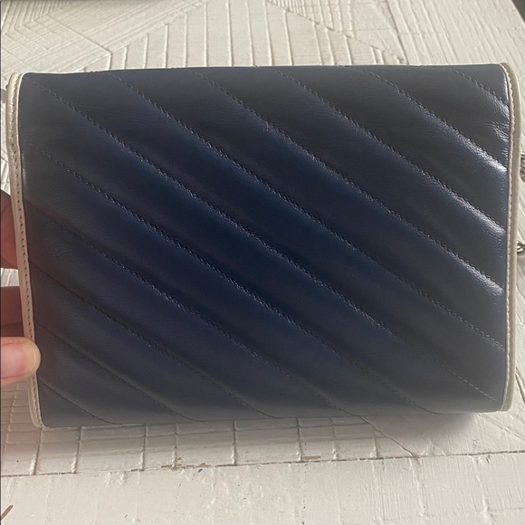 Elegant Navy Blue Quilted Shoulder Bag - Picture 2 of 12